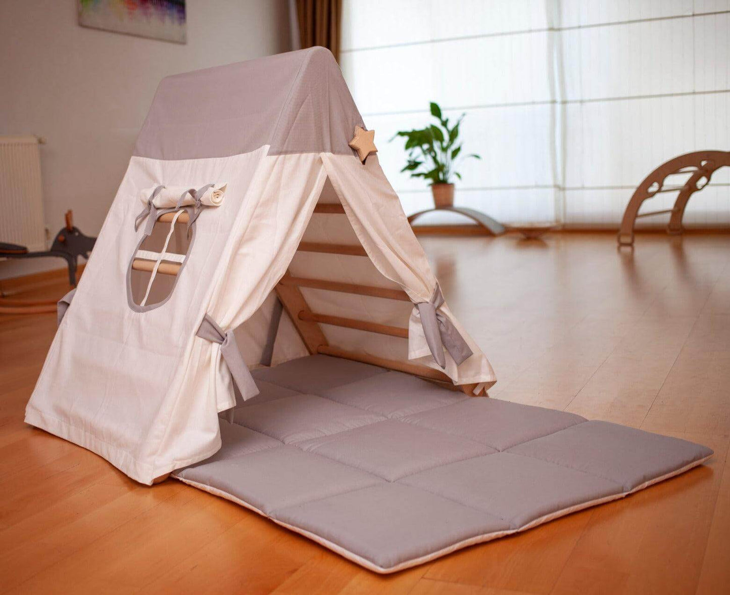 Foldable Montessori Climbing Triangle Set – Includes Tent Cover, Play Mat & Reversible Ramp